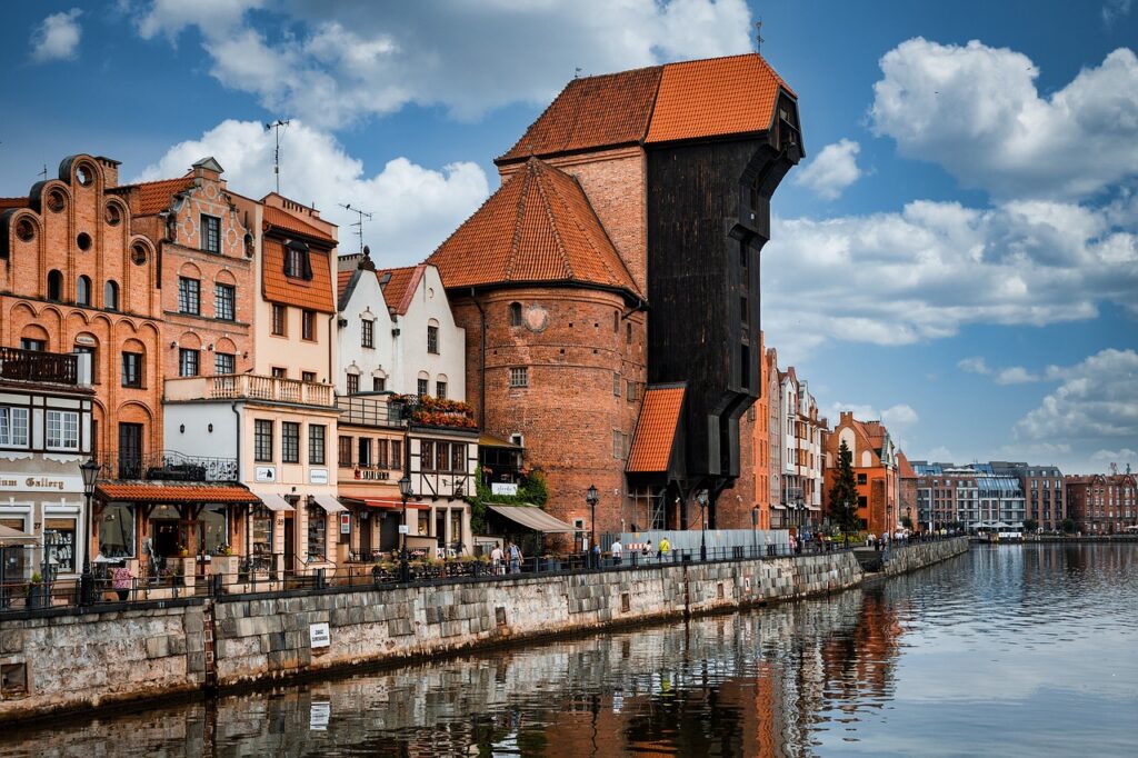buildings, river, nature, old town, gdańsk, architecture, water, city, gdańsk, gdańsk, gdańsk, gdańsk, gdańsk
